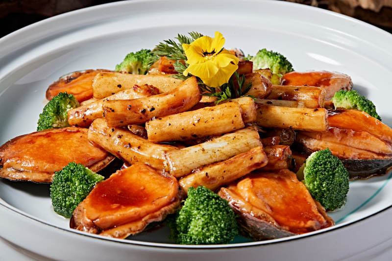 鲜鲍鱼红烧铁棍山药图片