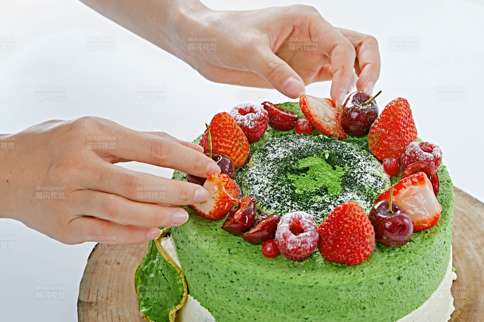 鲜果抹茶禅意鲜奶蛋糕图片