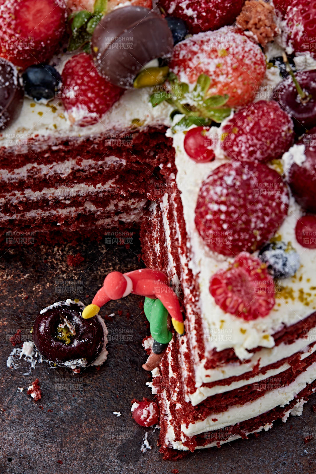 奶油抹茶鲜水果蔓越莓馅料多层蛋糕图片