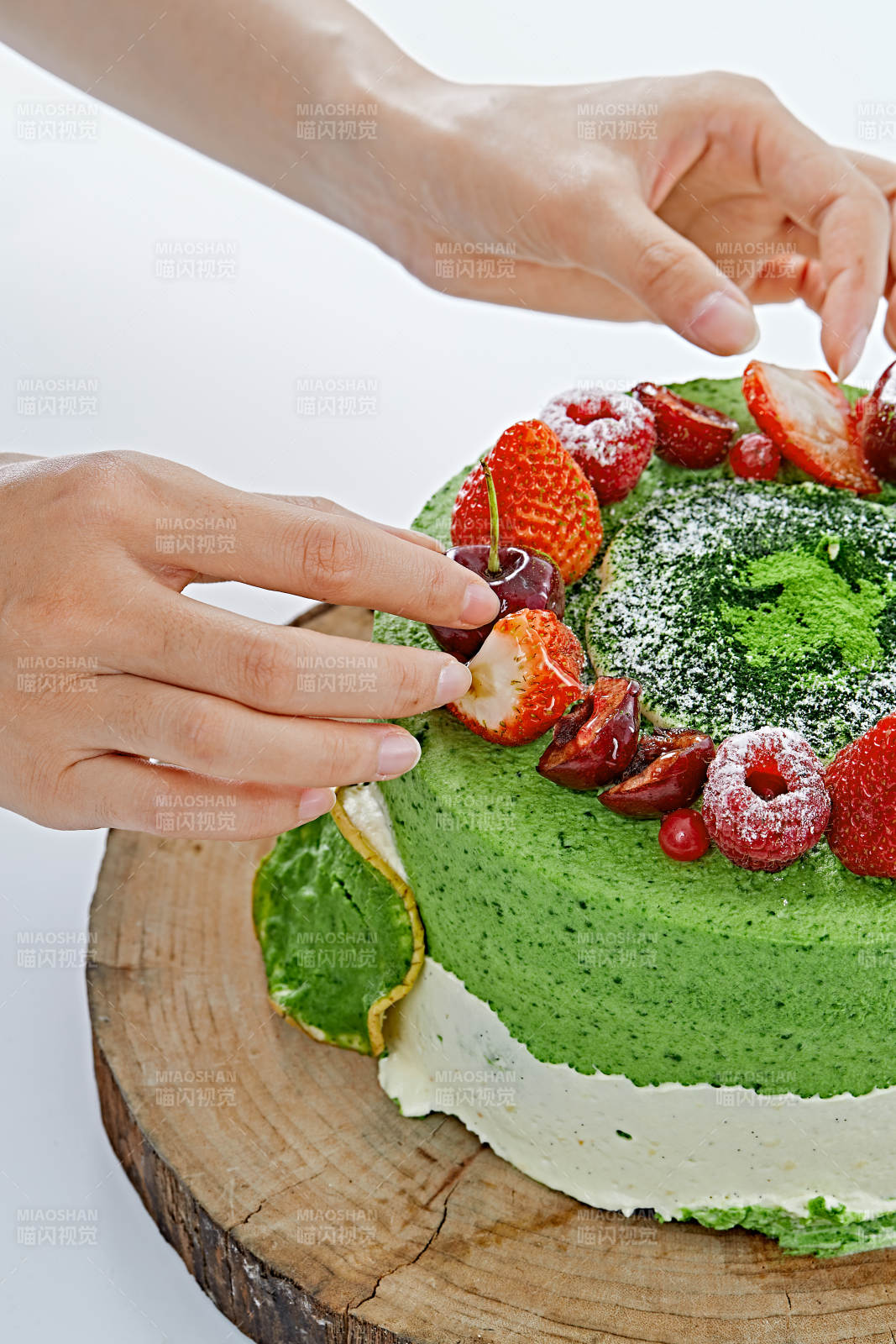 鲜果抹茶禅意鲜奶蛋糕图片