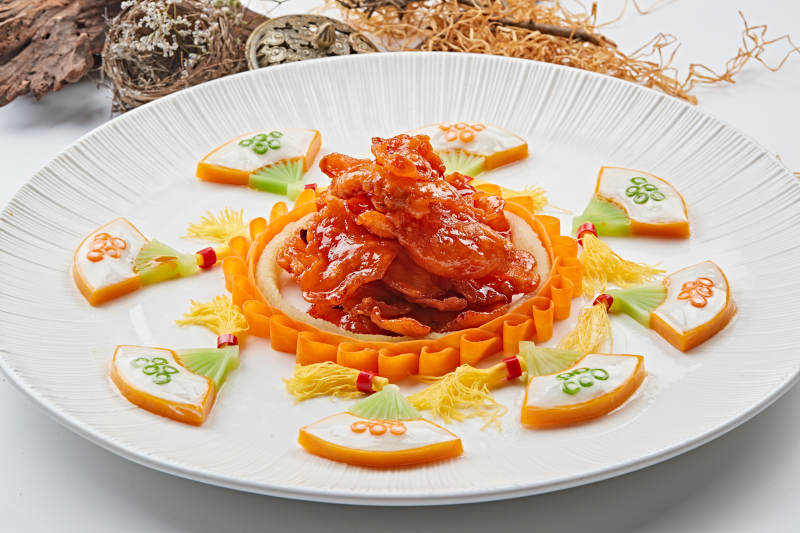 制作精良的糖醋锅包肉图片