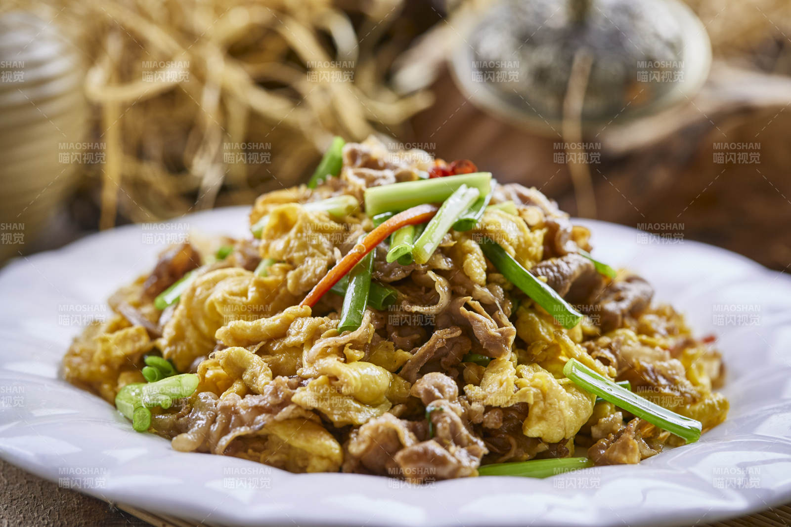 韭菜肥牛炒柴鸡蛋图片