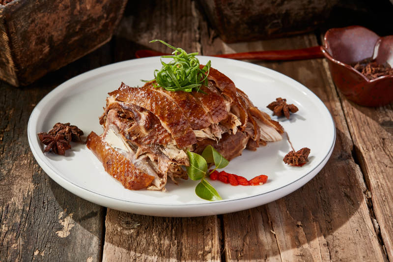 美味凉菜切块熏鸡图片