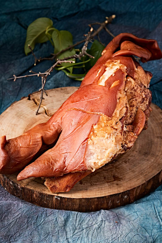 传统熟食美食熏酱卤猪头图片