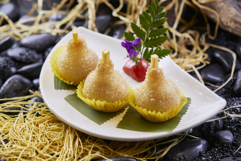 油炸雪梨酥豆沙馅茶餐图片