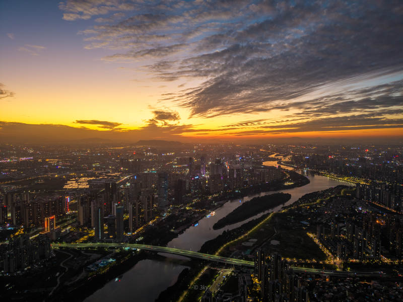 佛山暮色璀璨图片