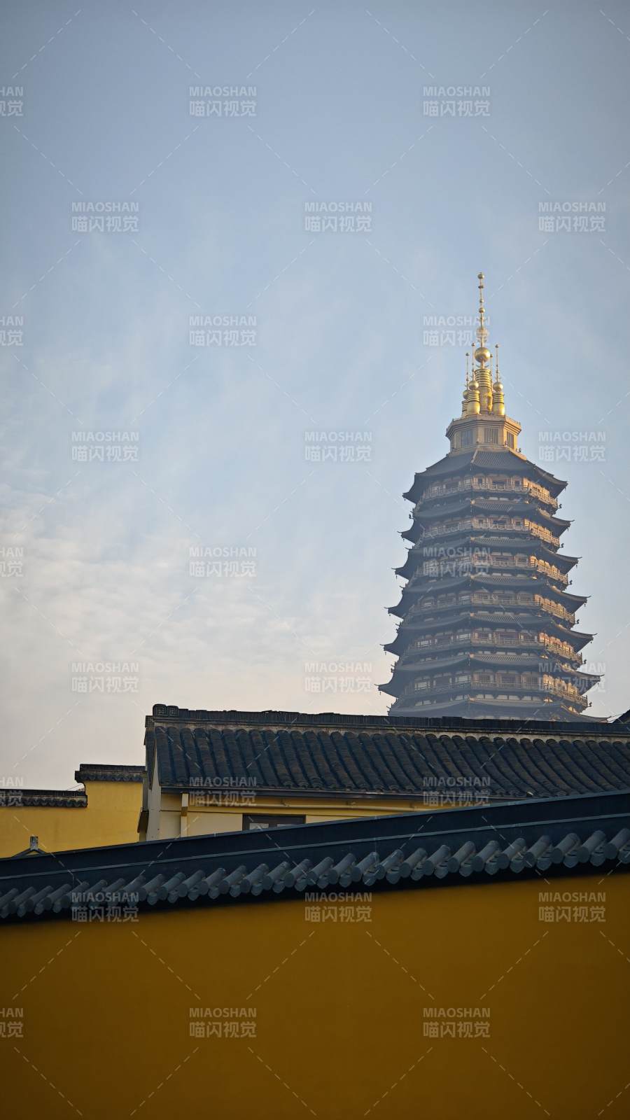 常州天宁禅寺，古塔映蓝天，（罗汉路1号）图片