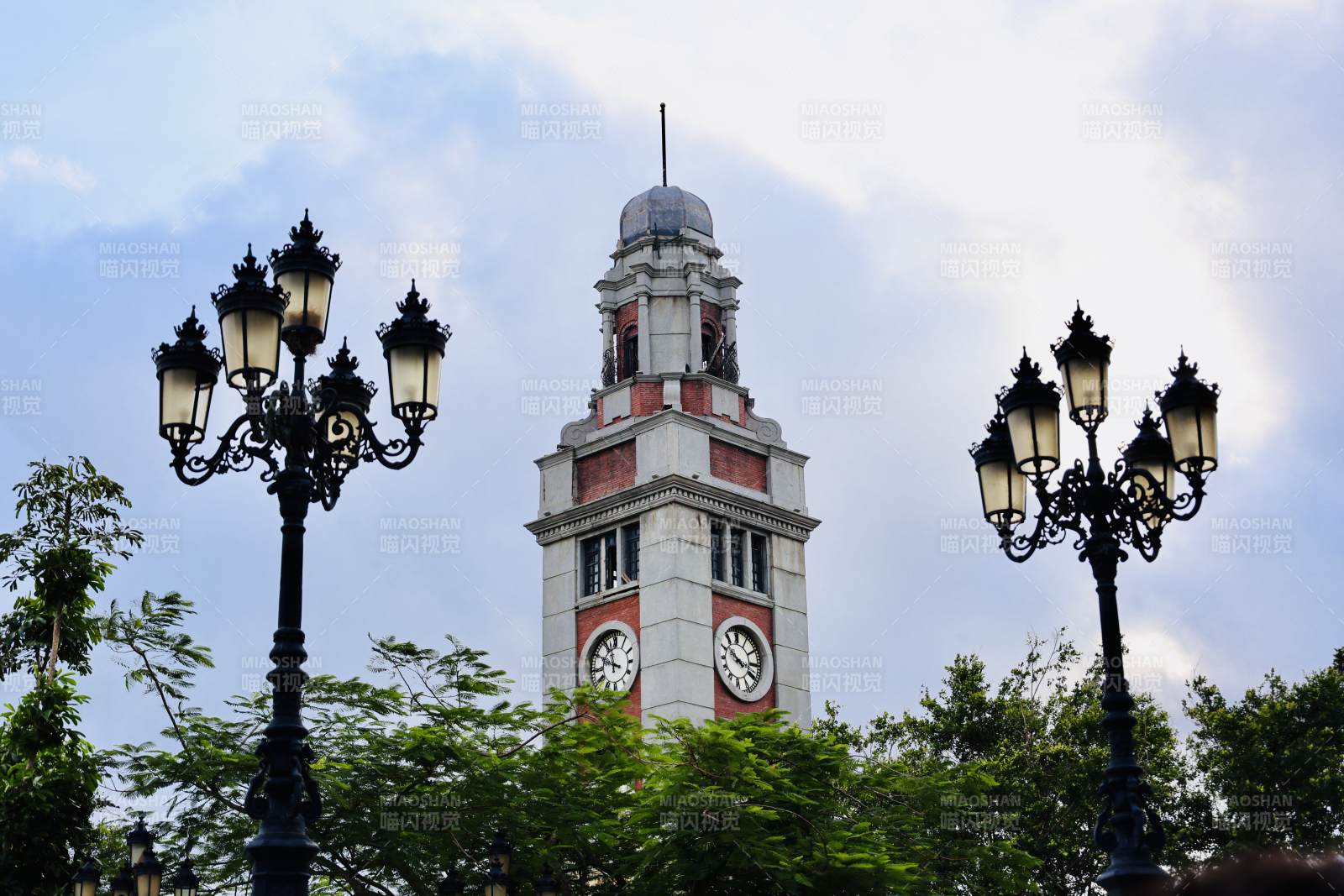 钟楼 古灯图片