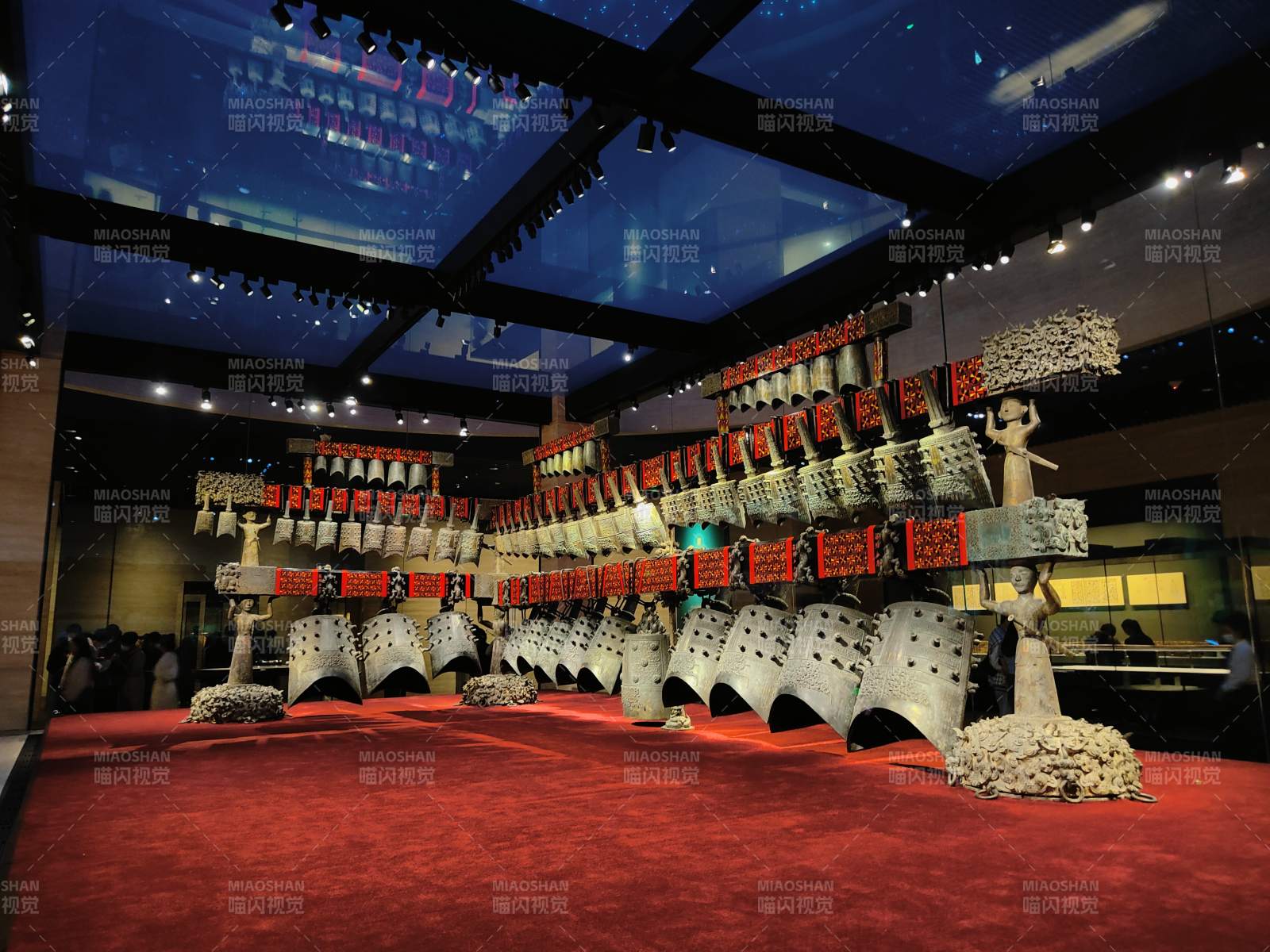 编钟陈列展厅图片