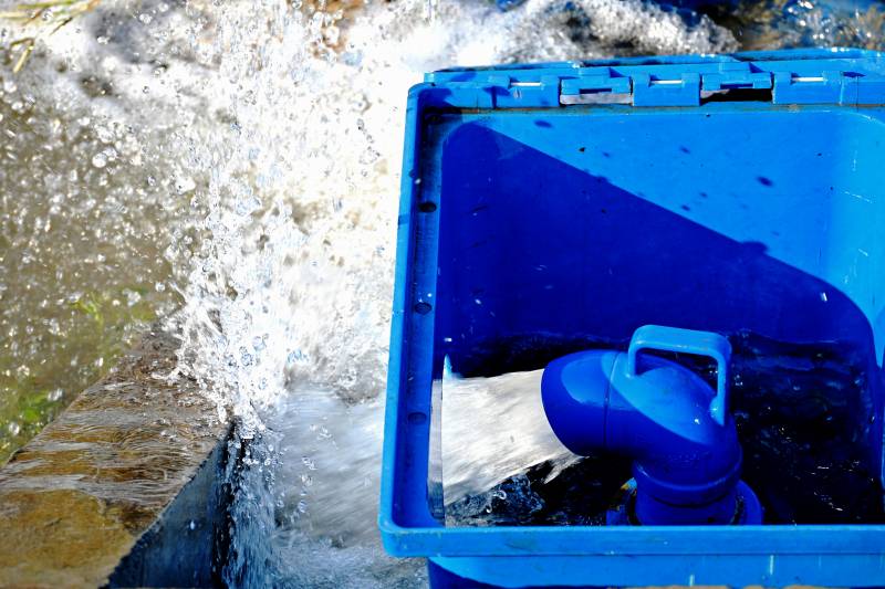 农村新型田头灌溉器图片