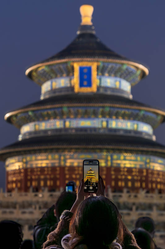 天坛夜景手机拍图片