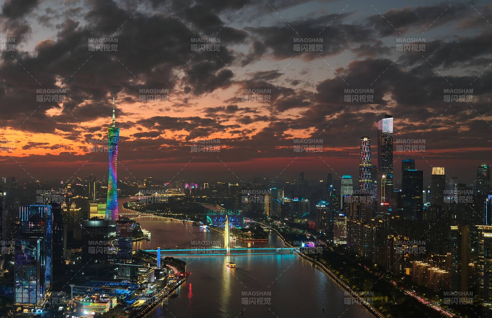 广州晚霞璀璨夺目图片