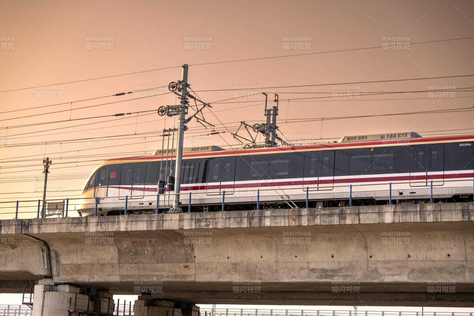 温州S1轻轨图片