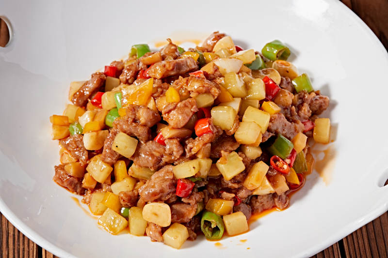 湘味辣炒黑山羊肉图片