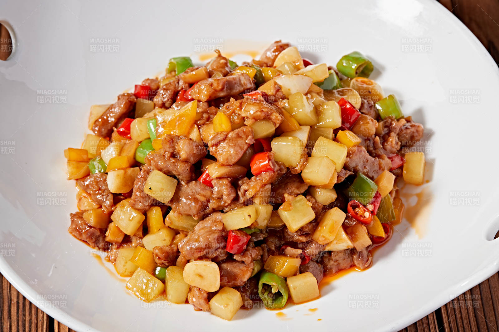 湘味辣炒黑山羊肉图片