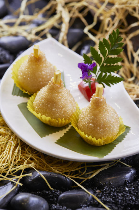 油炸雪梨酥豆沙馅茶餐图片