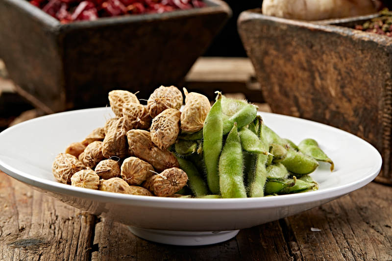 花毛一体煮花生盐水毛豆图片