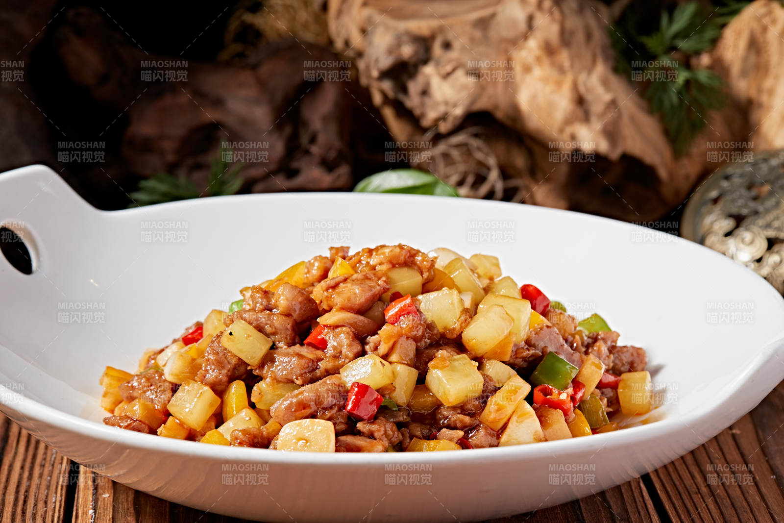 湘味辣炒黑山羊肉图片