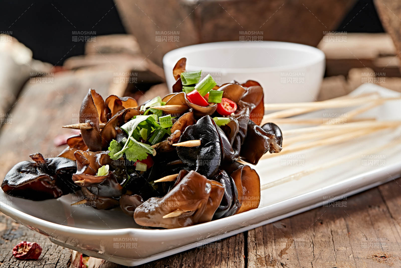 冷锅串串黑木耳图片
