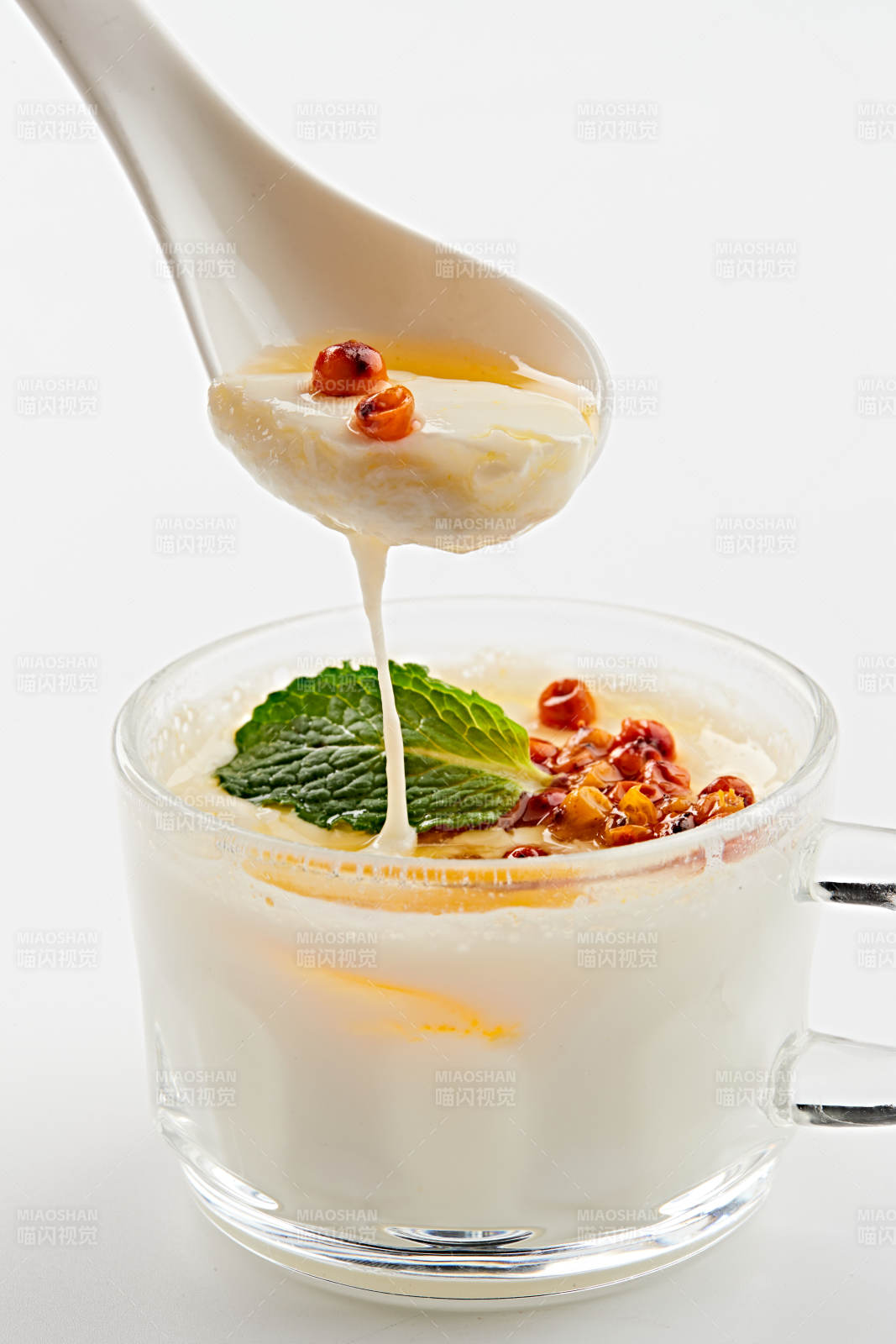 自制美味草原风味的多口味纯醸老酸奶图片