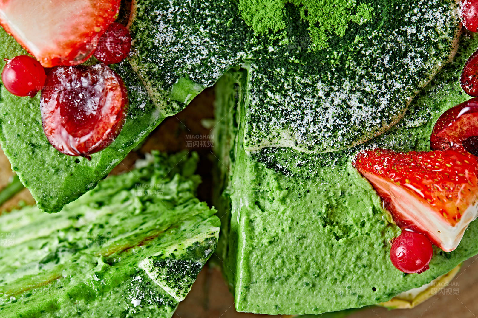 鲜果抹茶禅意鲜奶蛋糕图片