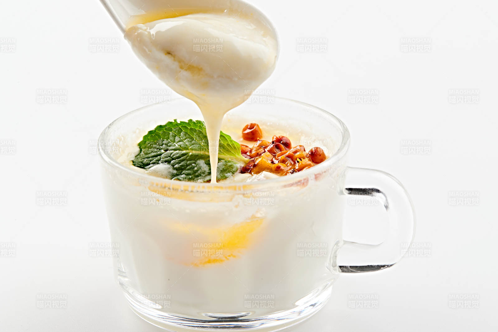 自制美味草原风味的多口味纯醸老酸奶图片