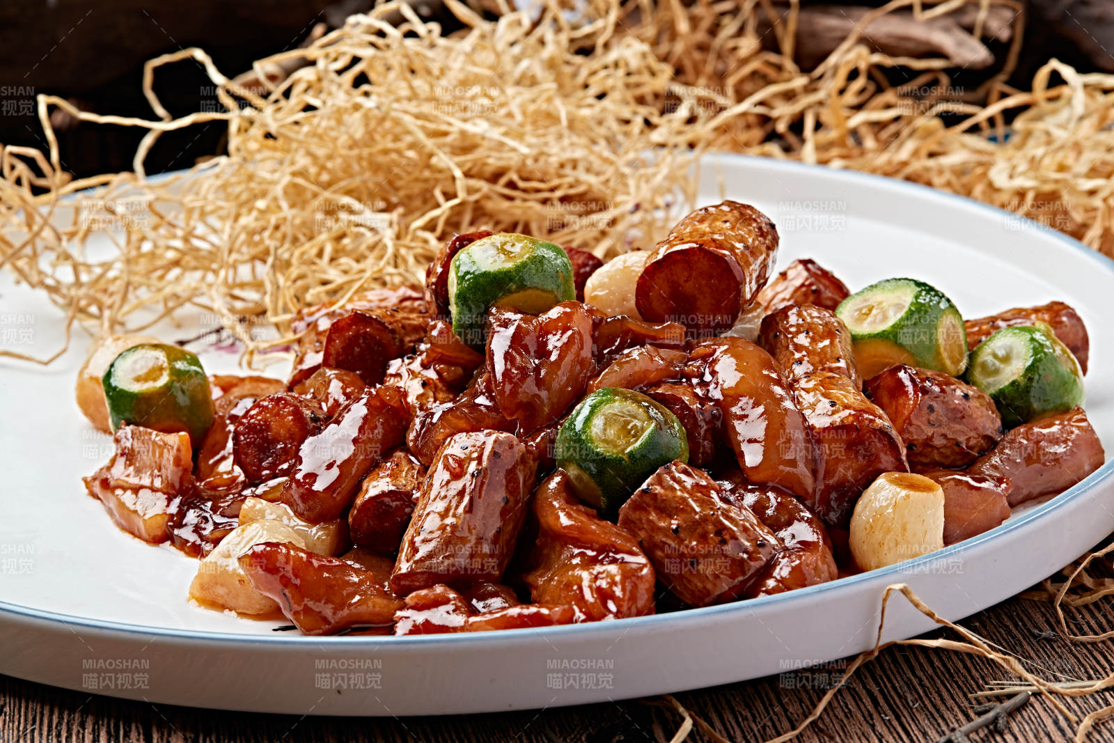 蒜香铁棍山药烧蹄筋图片