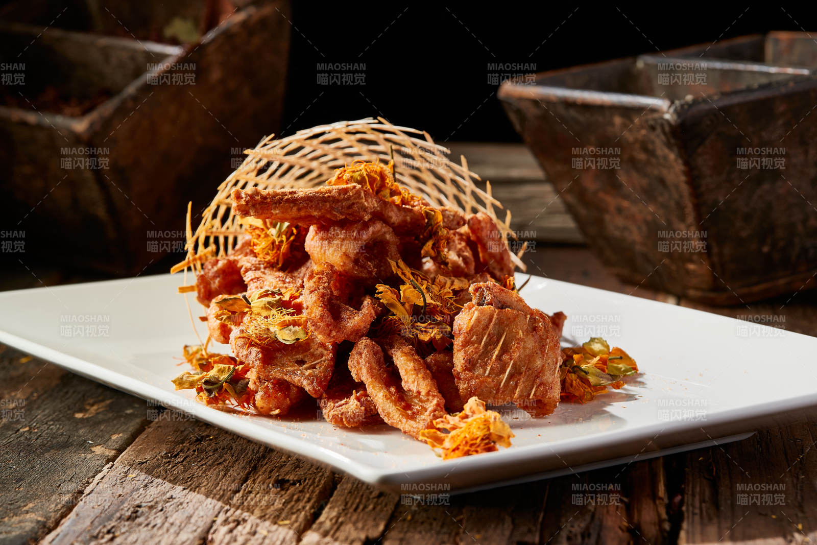 金莲拌干炸野生草鱼排图片