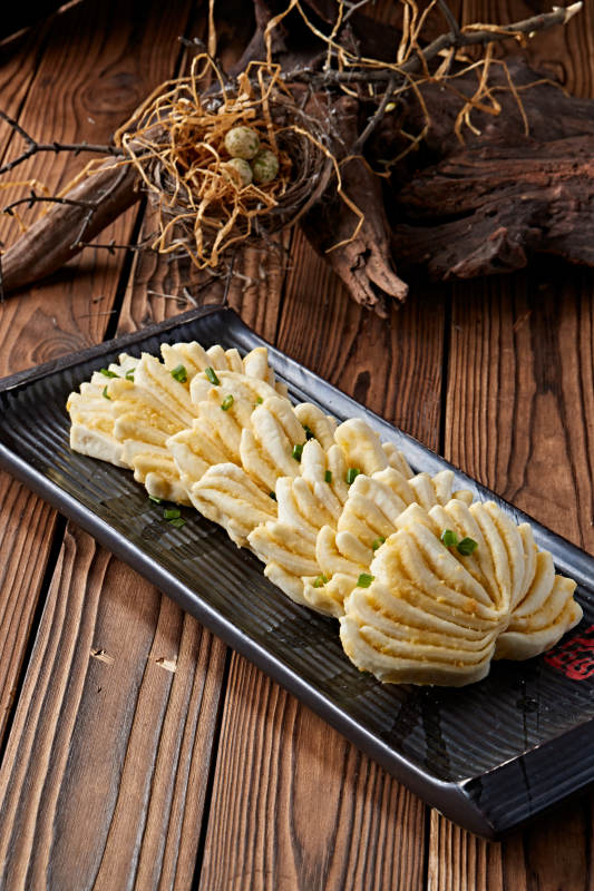 葱香油酥白面花馍图片