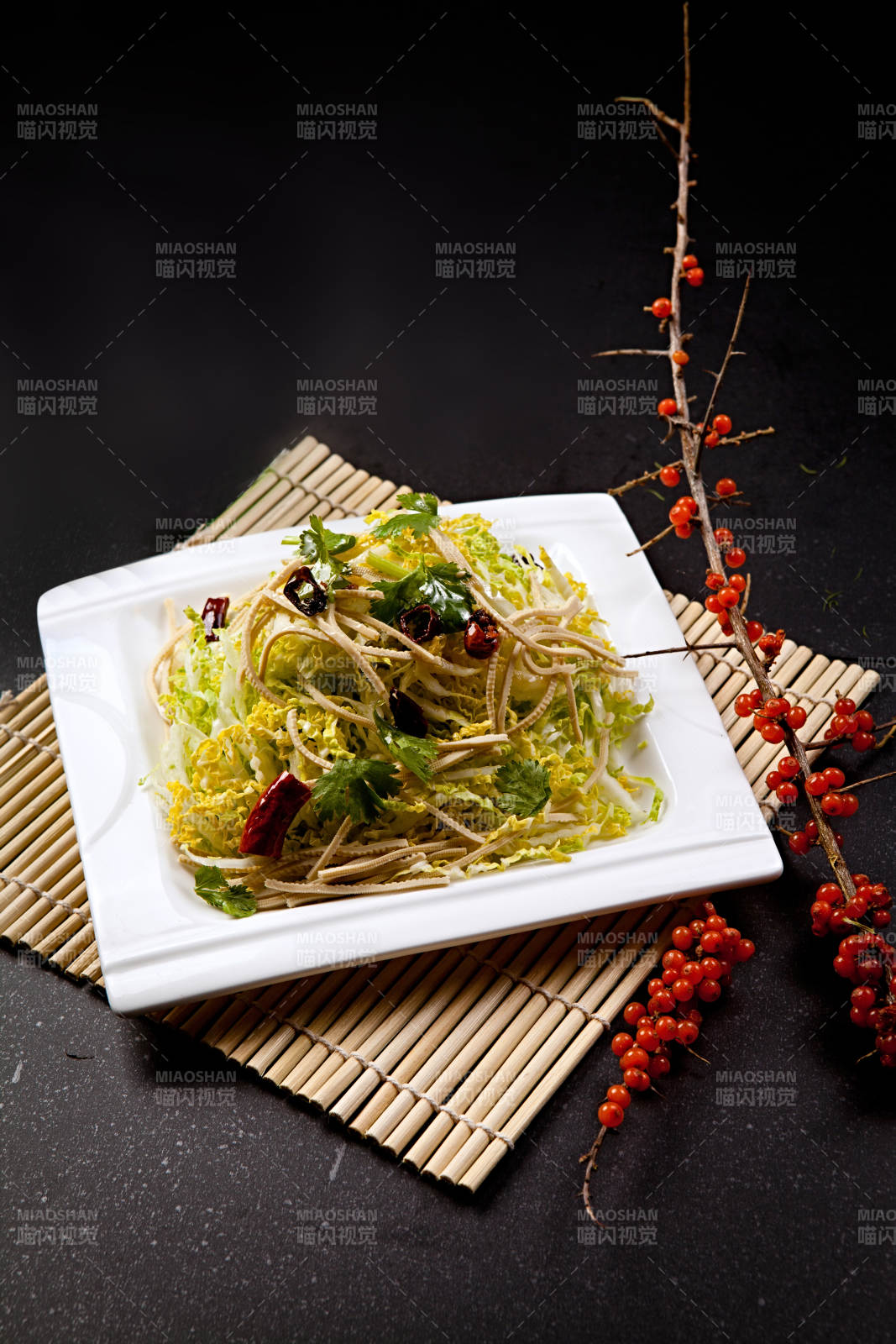 香椿苗豆腐丝图片