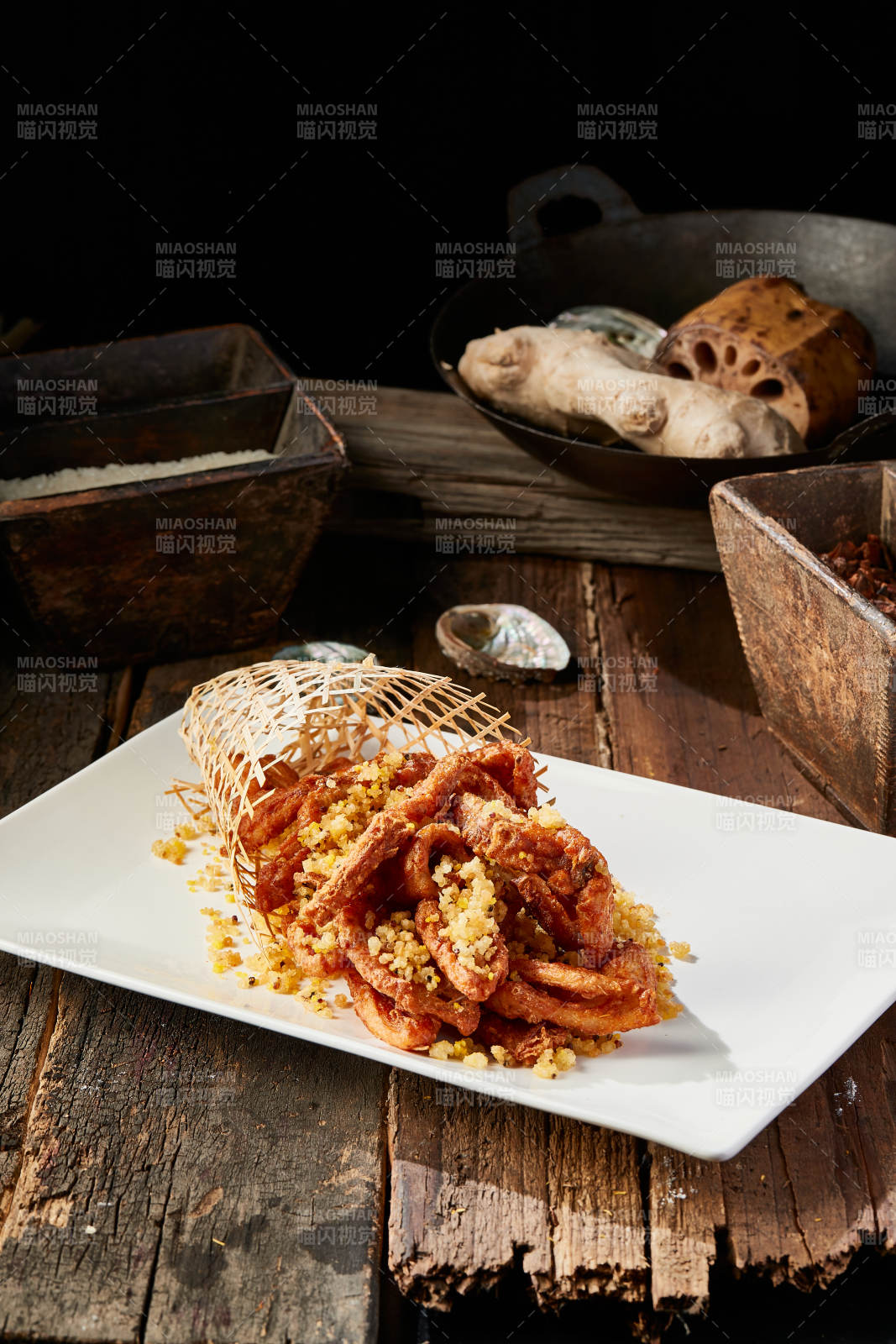 金莲拌干炸野生草鱼排图片