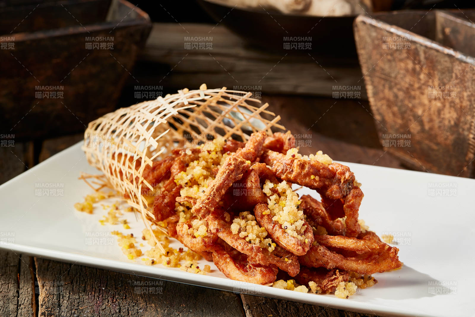 金莲拌干炸野生草鱼排图片