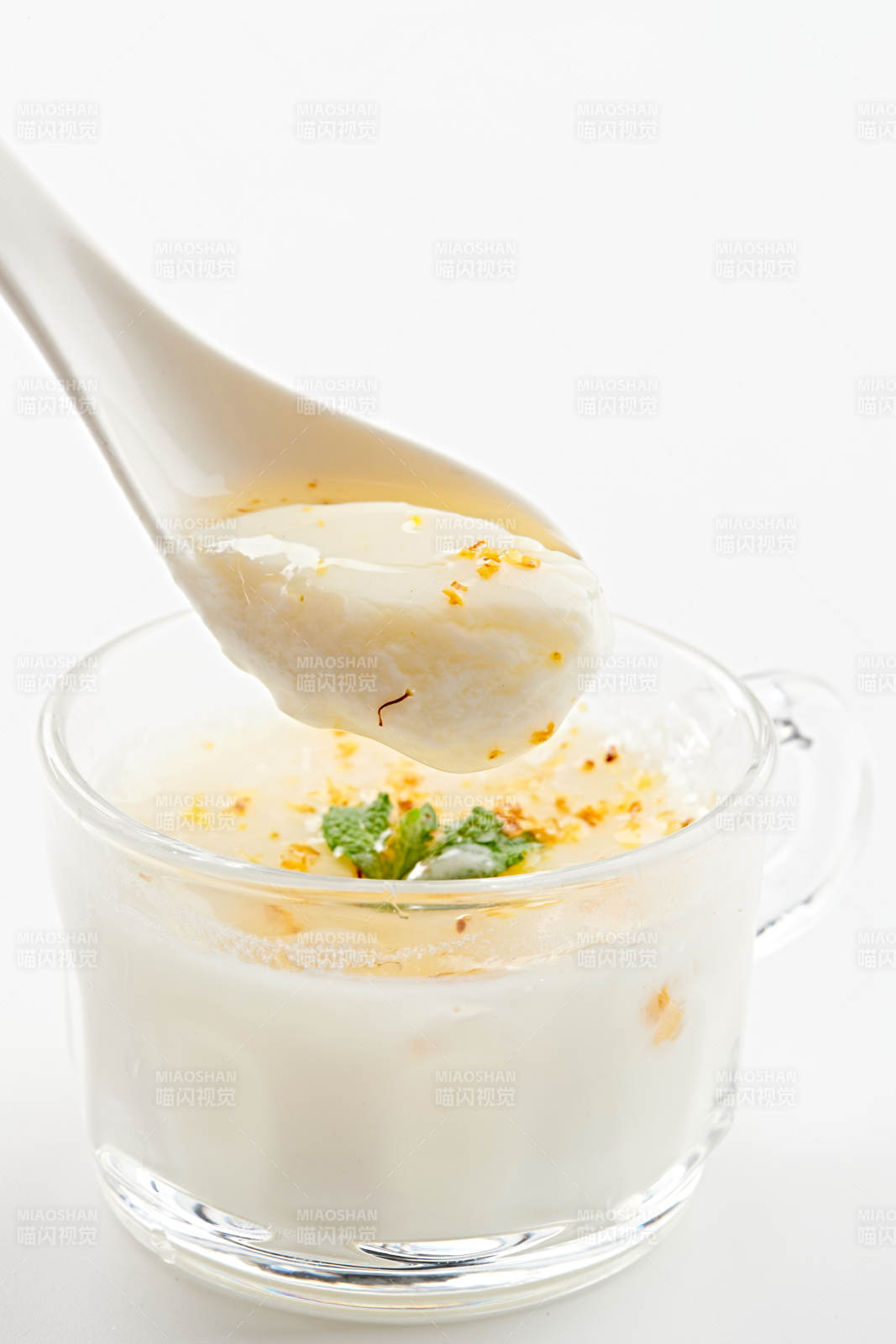 自制美味草原风味的多口味纯醸老酸奶图片