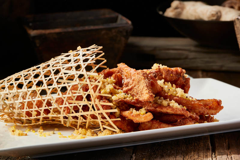 金莲拌干炸野生草鱼排图片