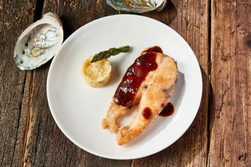 藜麦饭配香煎野生草鱼图片