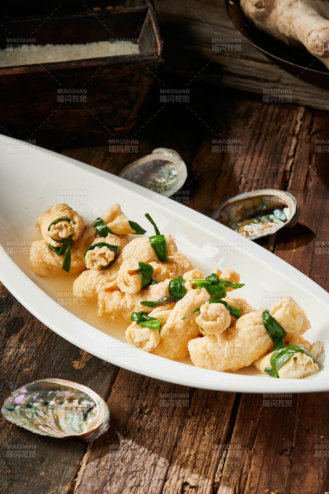 浓汤关东煮鱼肉馅料蛋皮福袋图片