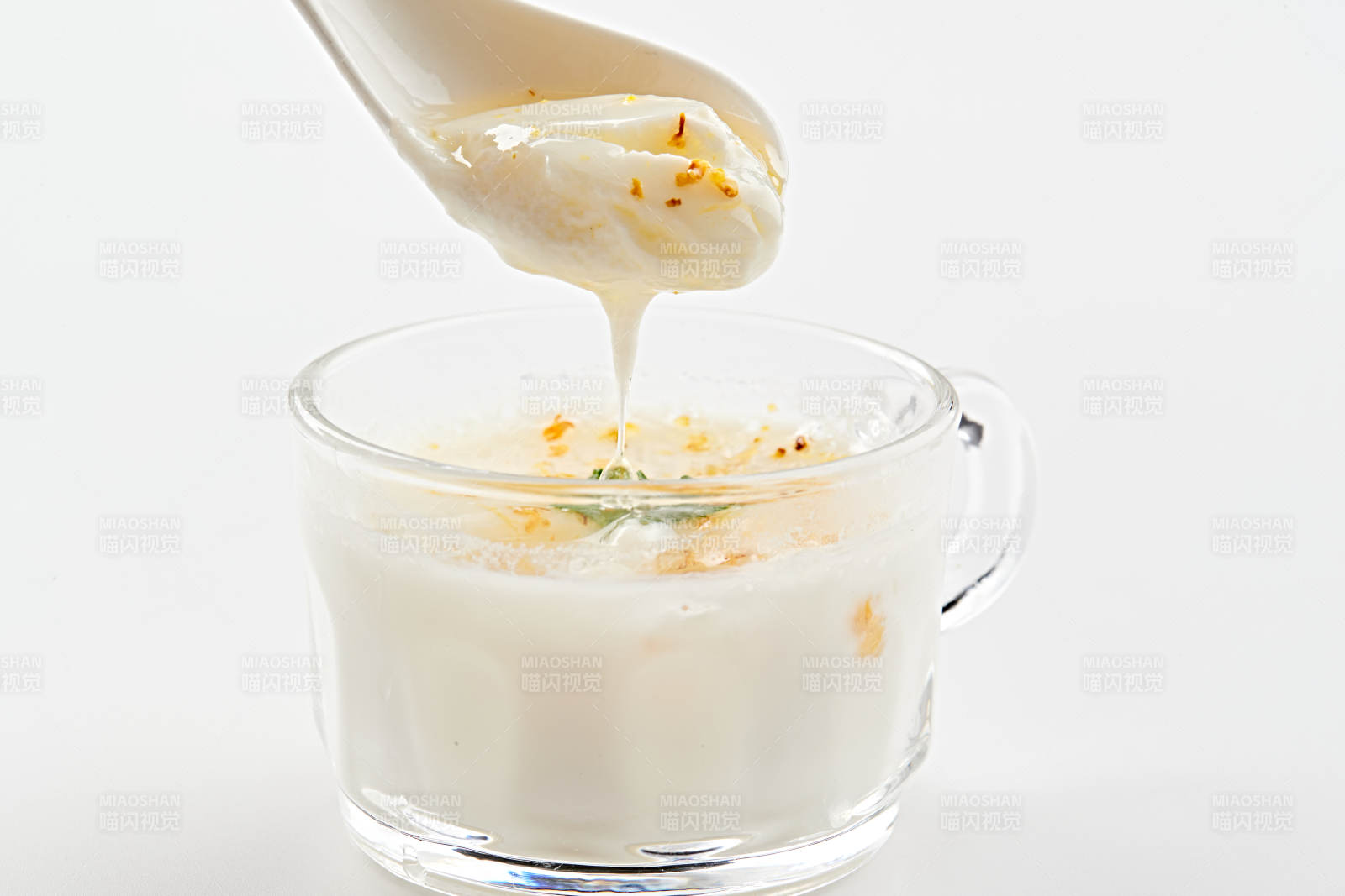 自制美味草原风味的多口味纯醸老酸奶图片