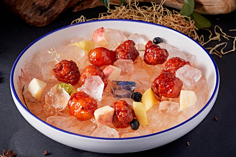冰镇水晶果味凤梨咕咾肉图片