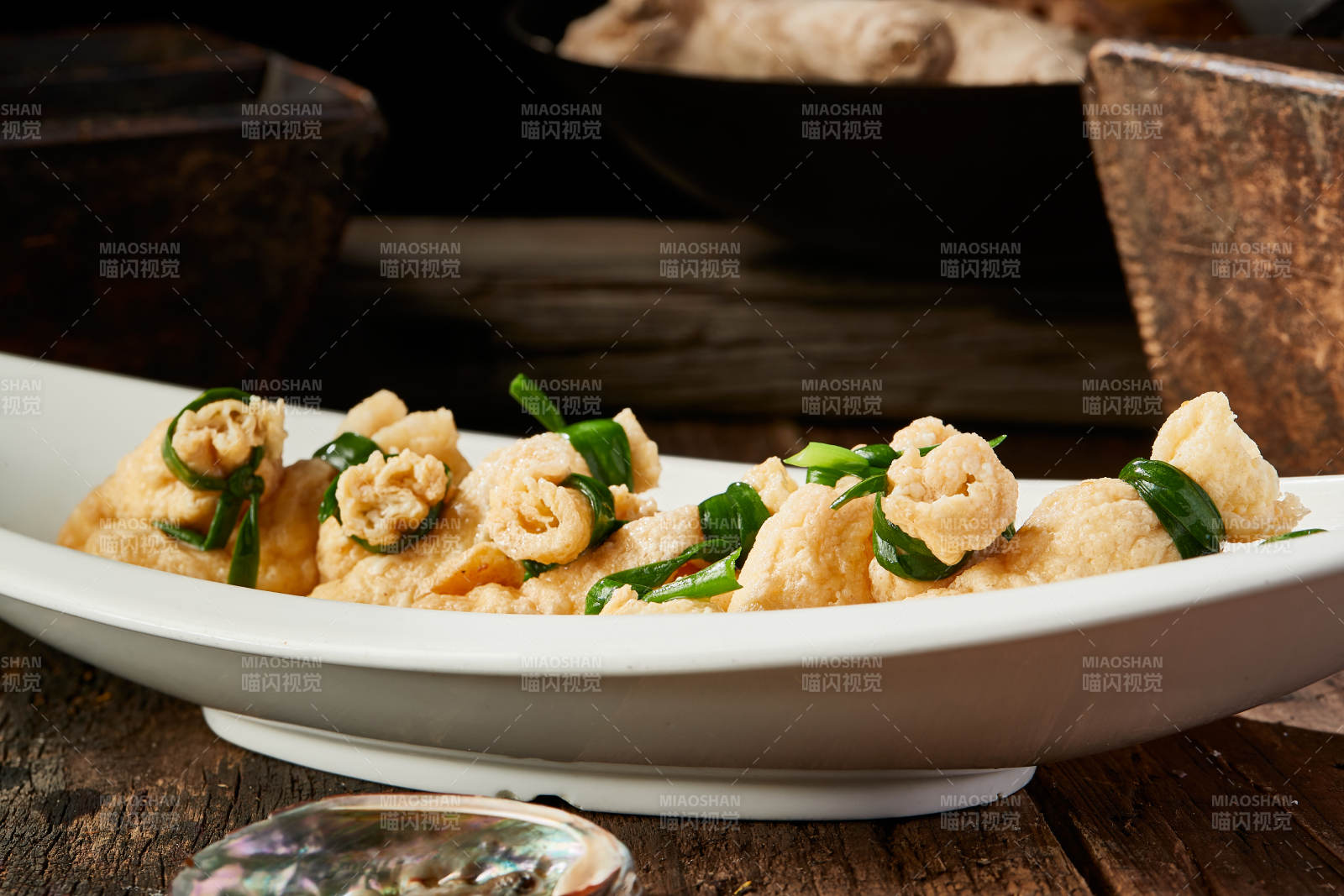 浓汤关东煮鱼肉馅料蛋皮福袋图片