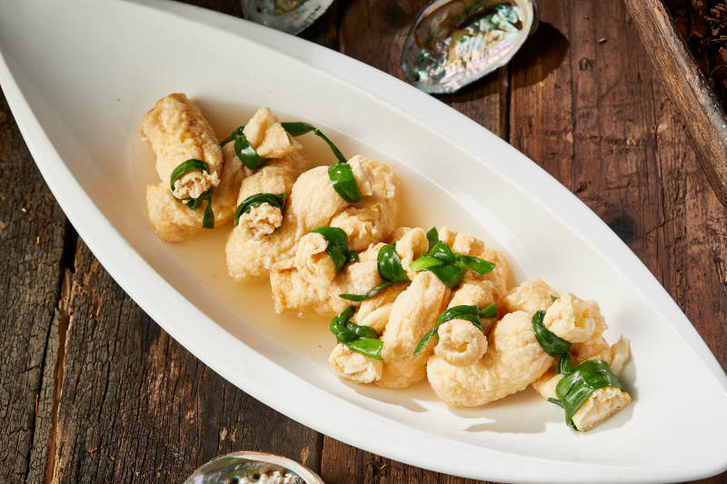 浓汤关东煮鱼肉馅料蛋皮福袋图片