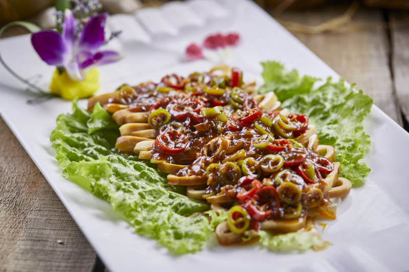 鲜椒酱盖浇鱿鱼圈图片