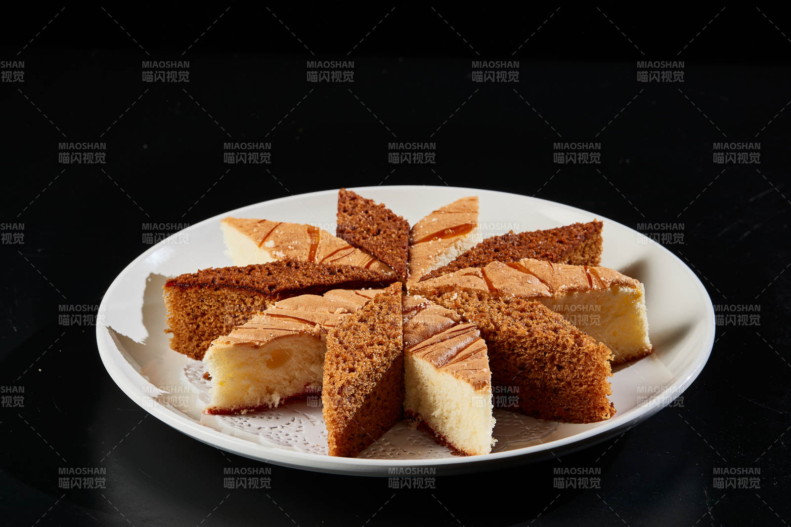 蛋糕红枣发糕双拼图片