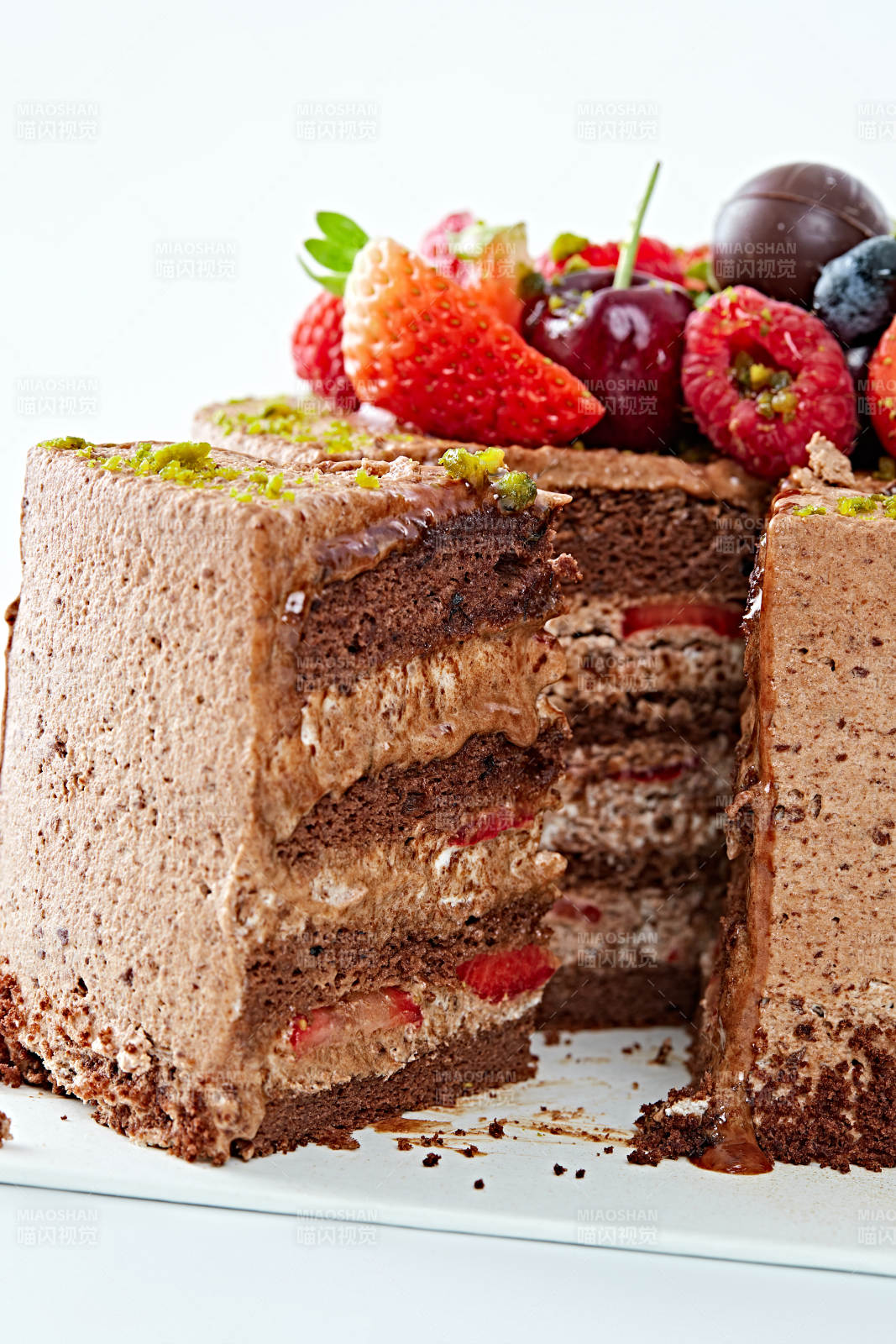 鲜果黑森林巧克力慕斯蛋糕图片