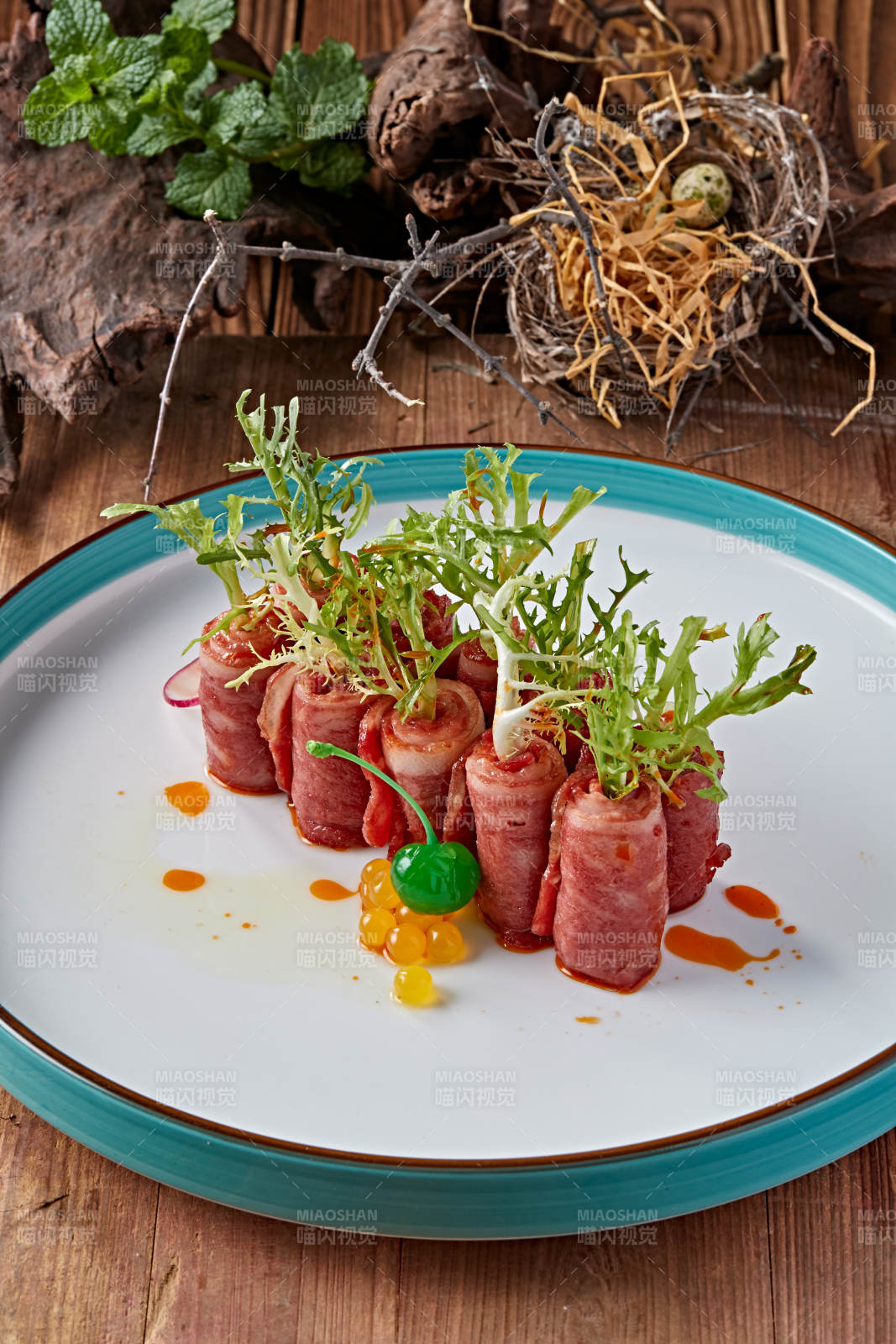 美味培根卷苦菊图片