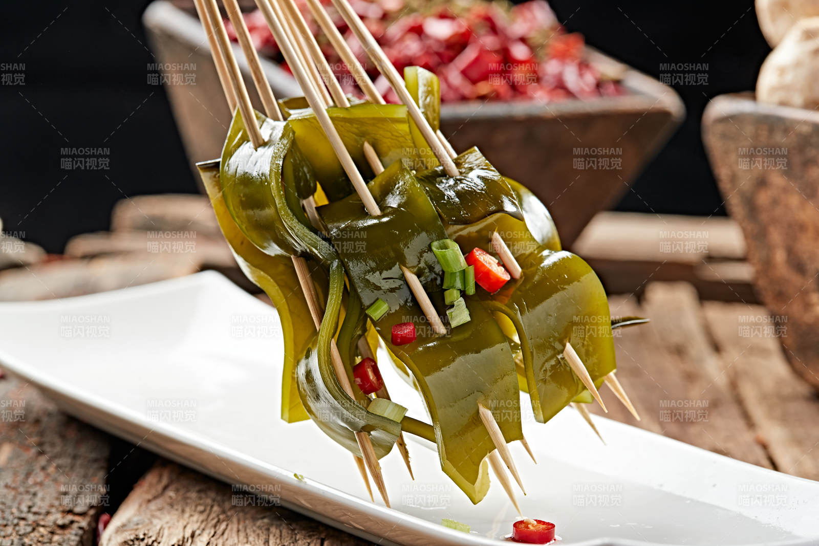 冷锅串串宽海带图片