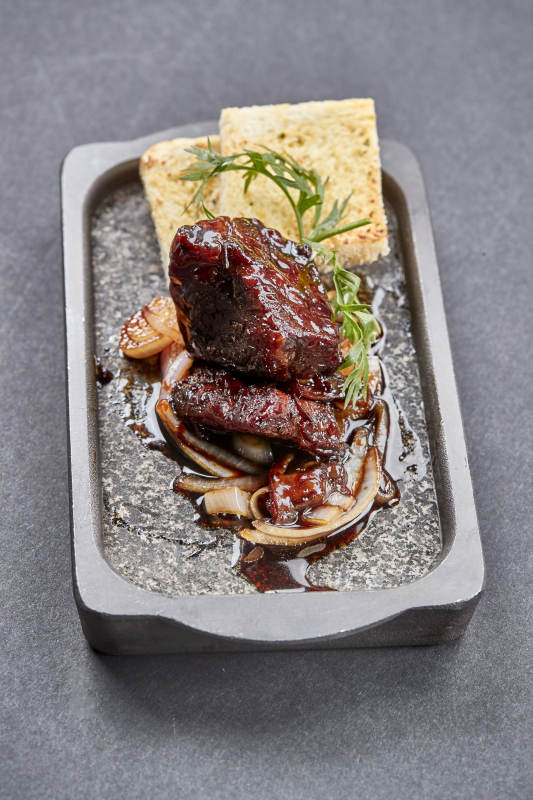 精美时尚位菜铁板蒜香和牛块图片