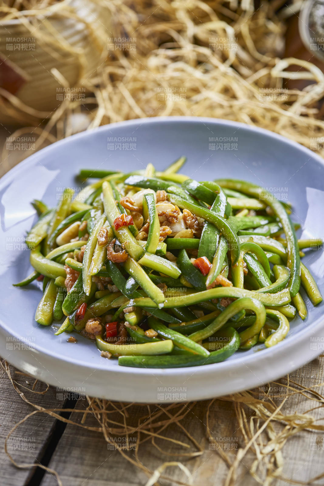 小米辣肉沫炒乳瓜条图片