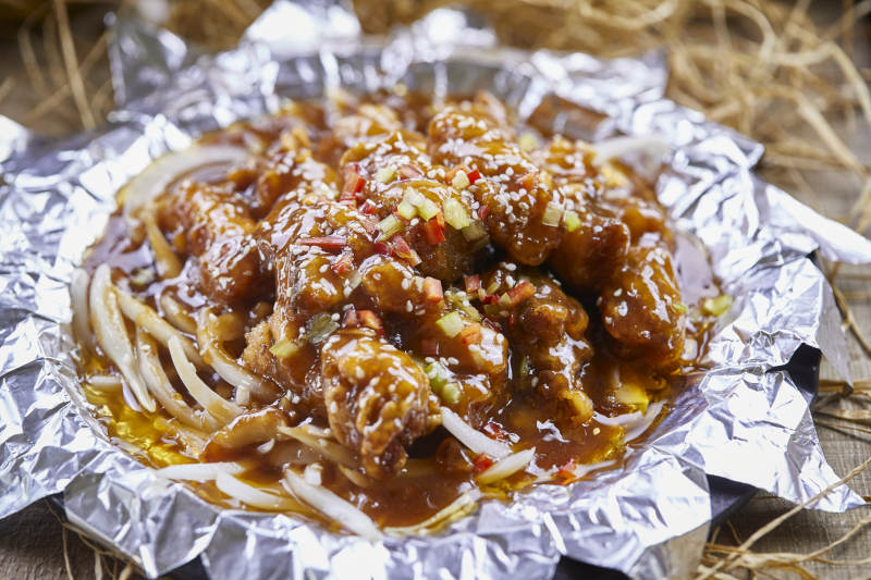 铁板洋葱香酥脱骨带鱼图片