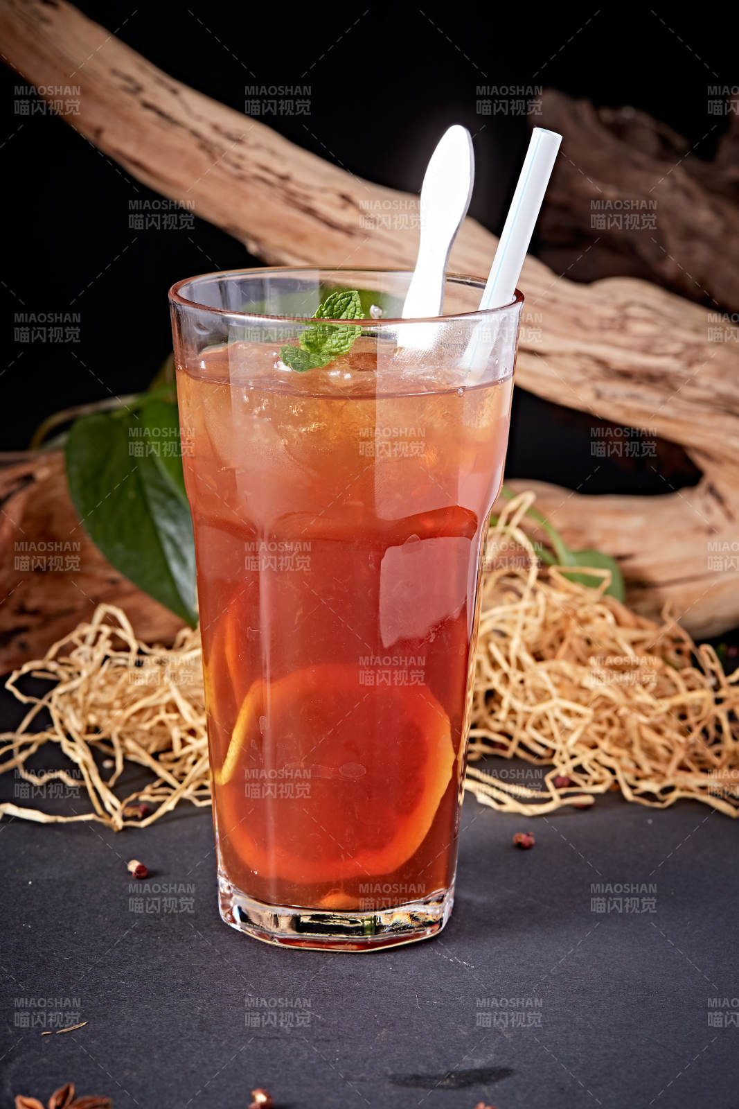 美味柠檬冰红茶图片