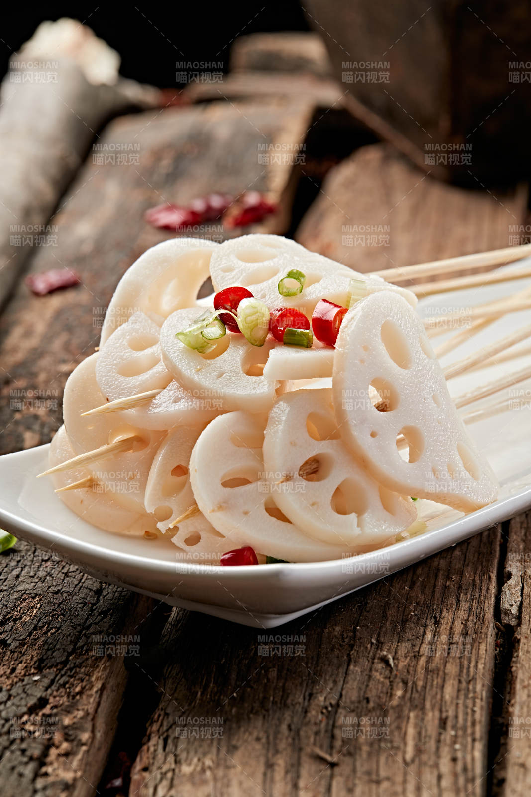 冷锅串串藕片图片